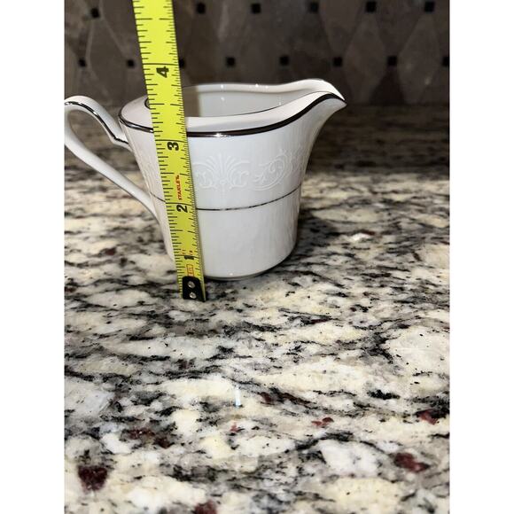 Noritake Ivory China Marseille 7550 Creamer Pitcher - Picture 7 of 7